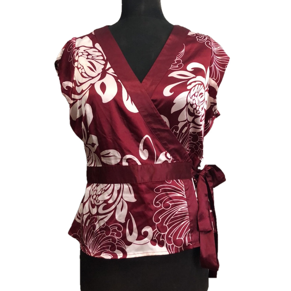 BCBGMaxAzria Silky Business Casual Wrap Top, Size XL